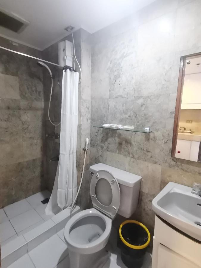 Aparthotel Passion Makati Makati City Esterno foto