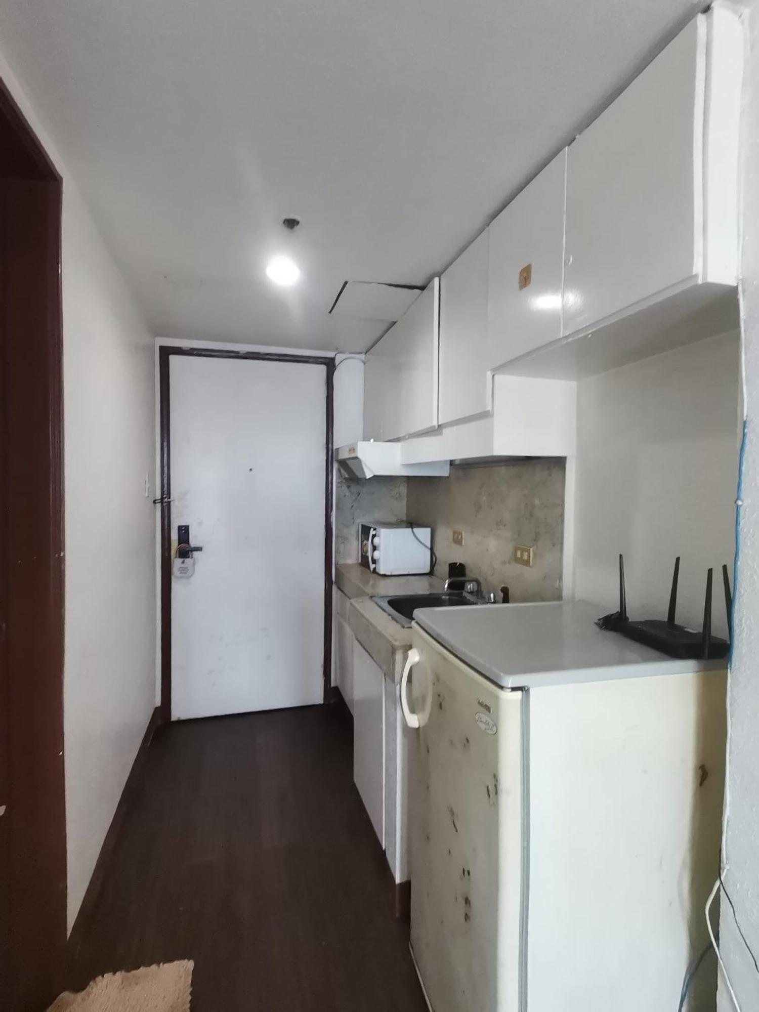 Aparthotel Passion Makati Makati City Esterno foto